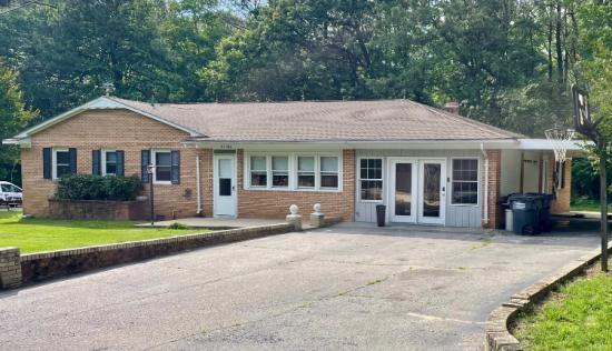 FOR RENT - HOLLYWOOD SINGLE FAMILY HOME $2375