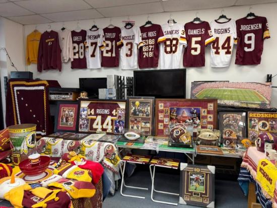 REDSKINS AFTER CHRISTMAS SALE!! FREE PHOTO TODAY!