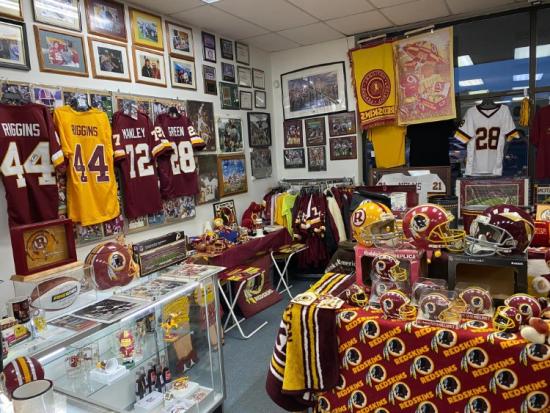 HUGE REDSKINS ESTATE SALE SATURDAY SALE 12-4PM