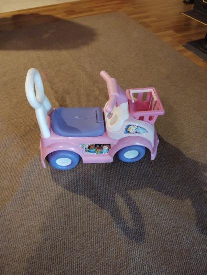 Free ride on car 