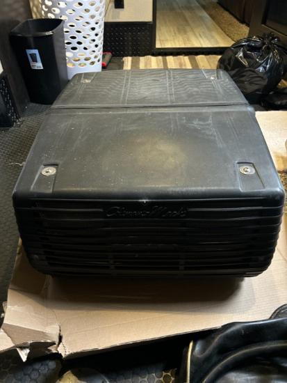 COLEMAN MACH 3 PLUS RV AC