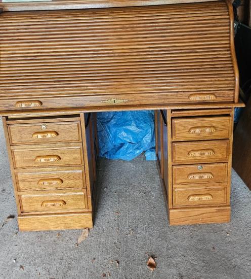 Oversize Roll Top Desk