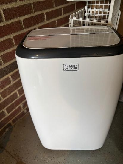 Portable air conditioner 